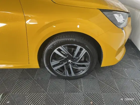 PEUGEOT 208 II - voiture d'occasion - Photo 8