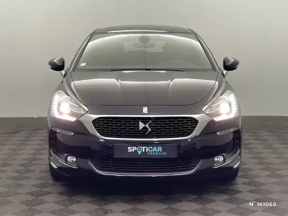 DS DS 5 - voiture d'occasion - Photo 3