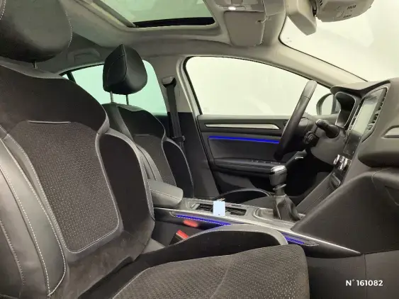 RENAULT MEGANE IV - voiture d'occasion - Photo 10