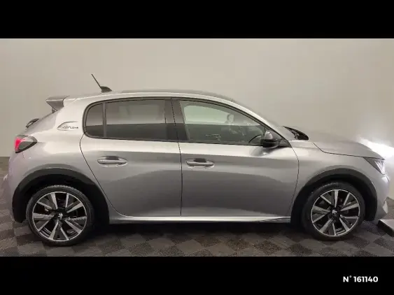 PEUGEOT 208 II - voiture d'occasion - Photo 5