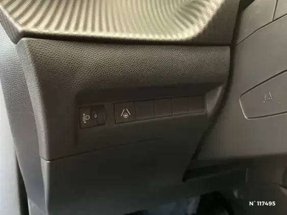 PEUGEOT 2008 II - voiture d'occasion - Photo 15