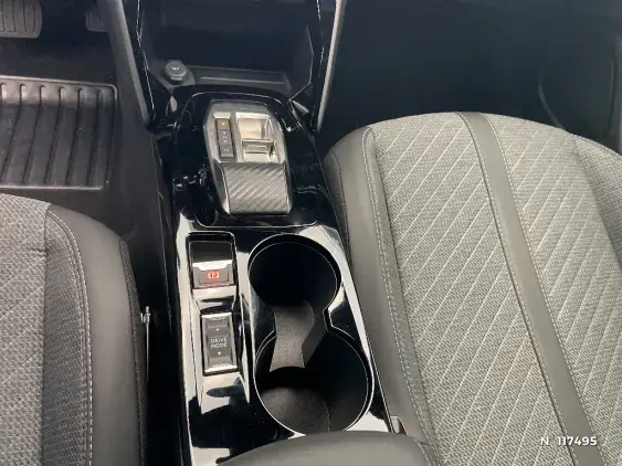 PEUGEOT 2008 II - voiture d'occasion - Photo 28