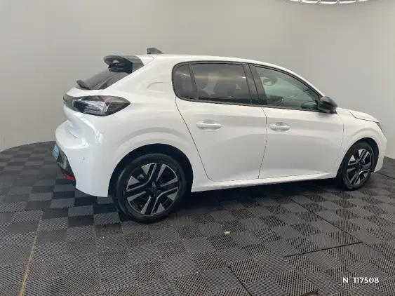 PEUGEOT 208 II - voiture d'occasion - Photo 4