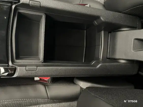 PEUGEOT 208 II - voiture d'occasion - Photo 31