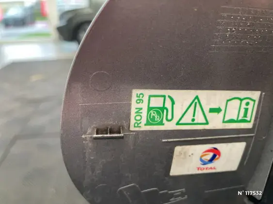 PEUGEOT 2008 - voiture d'occasion - Photo 30