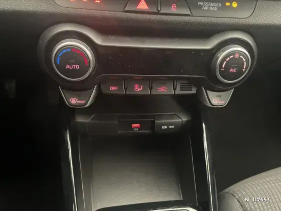 KIA STONIC - voiture d'occasion - Photo 26