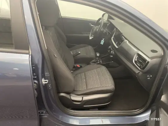 KIA STONIC - voiture d'occasion - Photo 10