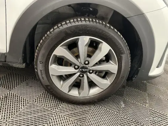 KIA STONIC - voiture d'occasion - Photo 8