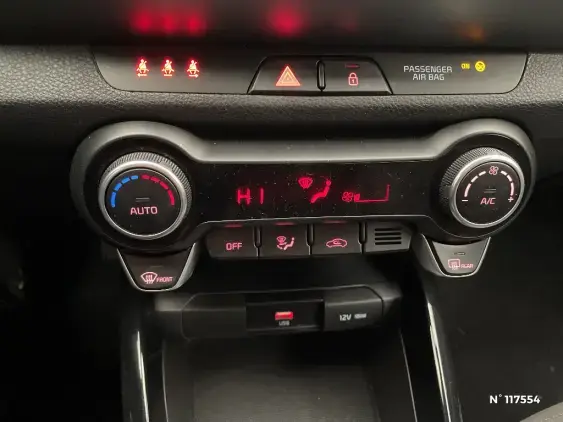 KIA STONIC - voiture d'occasion - Photo 27