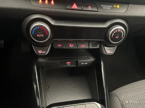 KIA STONIC - voiture d'occasion - Photo 25