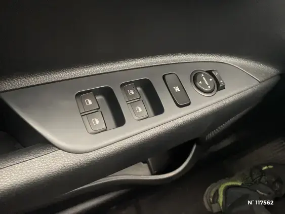 KIA STONIC - voiture d'occasion - Photo 29