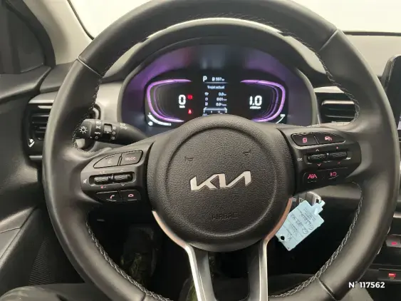 KIA STONIC - voiture d'occasion - Photo 30