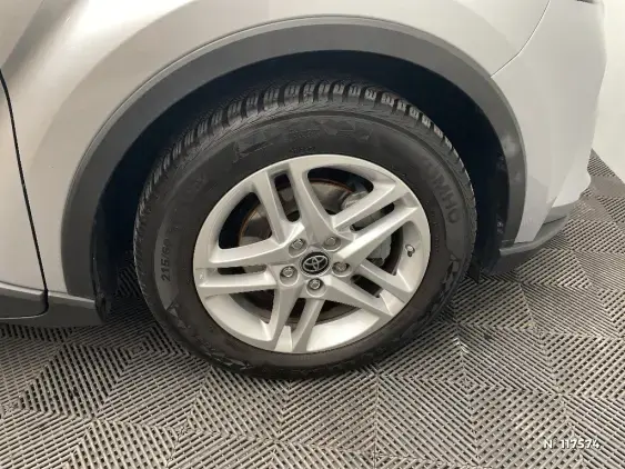 TOYOTA C-HR - voiture d'occasion - Photo 8