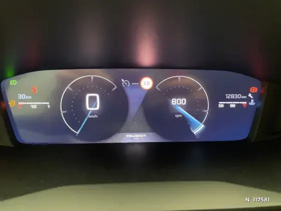 PEUGEOT 208 II - voiture d'occasion - Photo 12