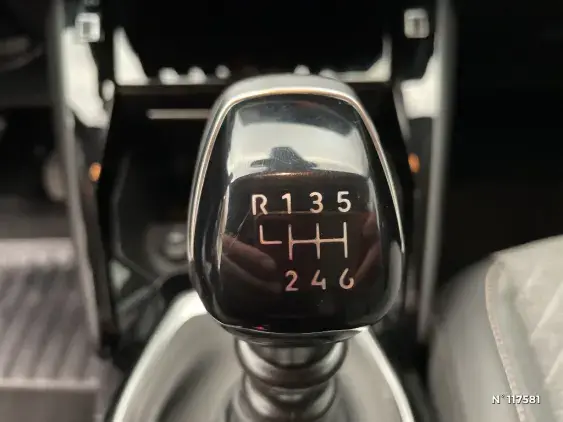 PEUGEOT 208 II - voiture d'occasion - Photo 24