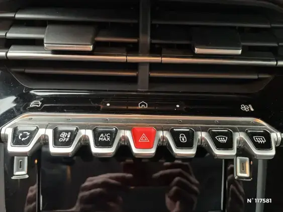 PEUGEOT 208 II - voiture d'occasion - Photo 25