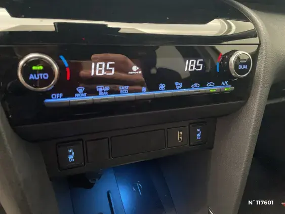 TOYOTA YARIS CROSS I - voiture d'occasion - Photo 25