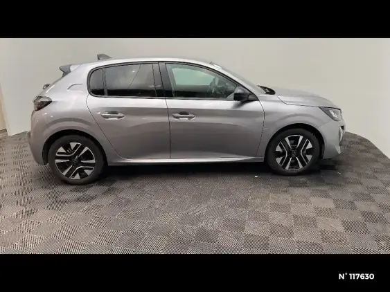 PEUGEOT 208 II - voiture d'occasion - Photo 5