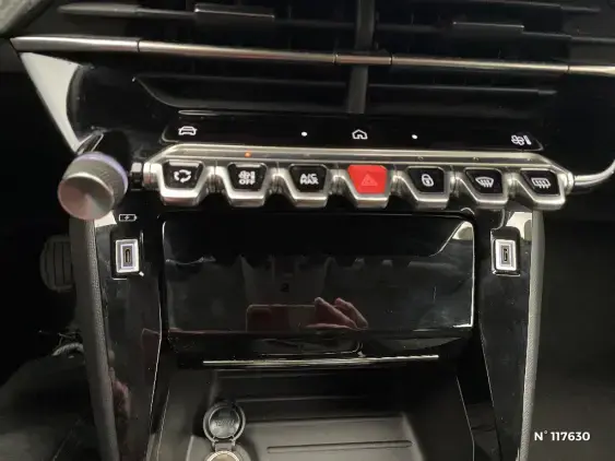 PEUGEOT 208 II - voiture d'occasion - Photo 26