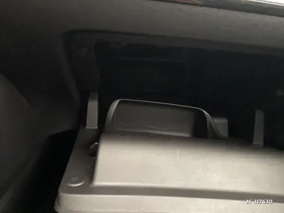 PEUGEOT 208 II - voiture d'occasion - Photo 32