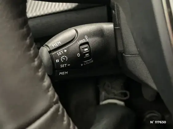 PEUGEOT 208 II - voiture d'occasion - Photo 34