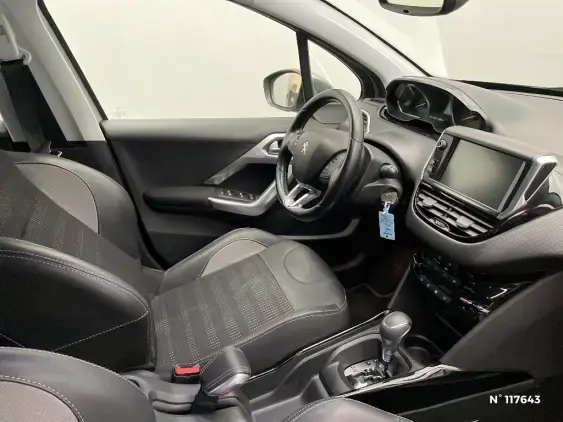 PEUGEOT 2008 - voiture d'occasion - Photo 9