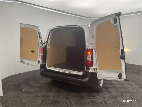 CITROEN BERLINGO III - voiture d'occasion - Photo 24