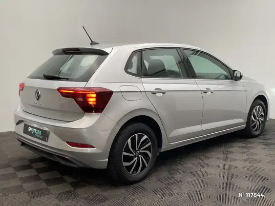 VOLKSWAGEN POLO VI - voiture d'occasion - Photo 4