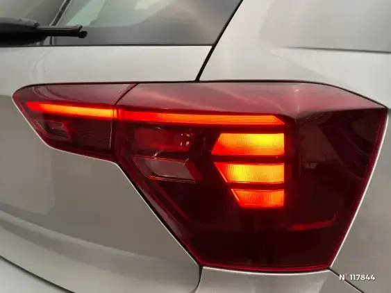 VOLKSWAGEN POLO VI - voiture d'occasion - Photo 26