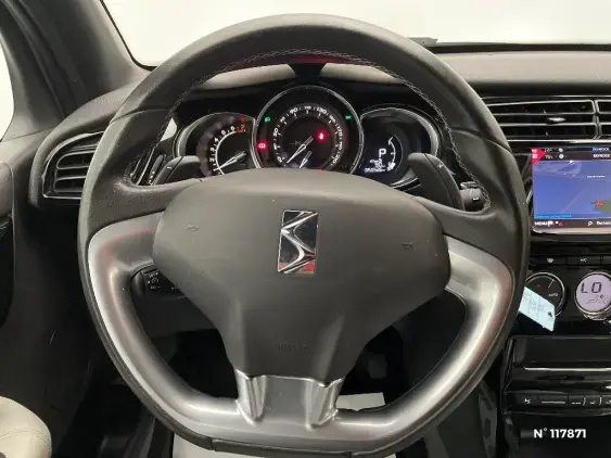 DS DS 3 CROSSBACK I - voiture d'occasion - Photo 26