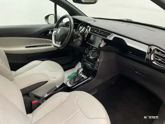 DS DS 3 CROSSBACK I - voiture d'occasion - Photo 10
