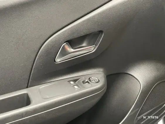 OPEL CORSA F - voiture d'occasion - Photo 27