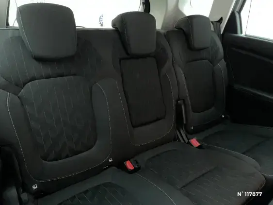 RENAULT SCENIC IV - voiture d'occasion - Photo 11