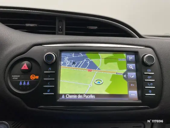 TOYOTA YARIS III - voiture d'occasion - Photo 13