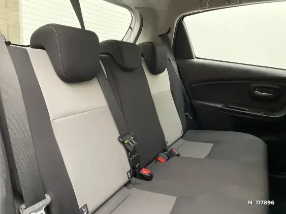 TOYOTA YARIS III - voiture d'occasion - Photo 11
