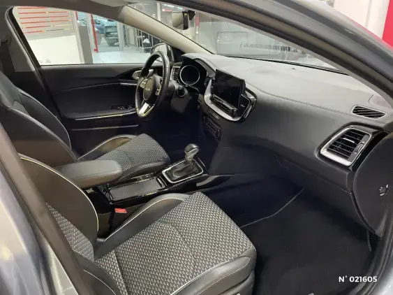 KIA XCEED - voiture d'occasion - Photo 10
