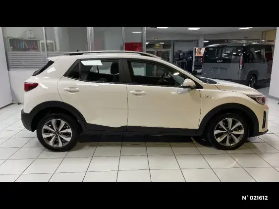 KIA STONIC - voiture d'occasion - Photo 5