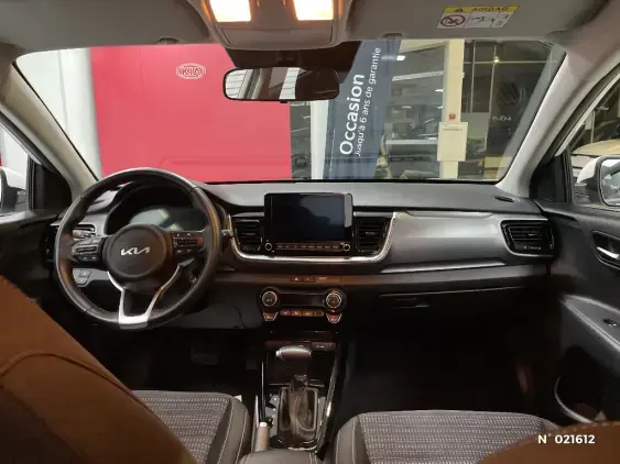 KIA STONIC - voiture d'occasion - Photo 9