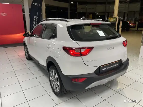 KIA STONIC - voiture d'occasion - Photo 27