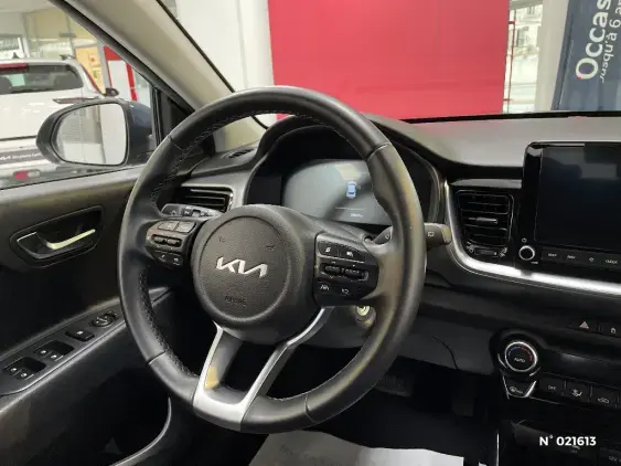KIA STONIC - voiture d'occasion - Photo 30