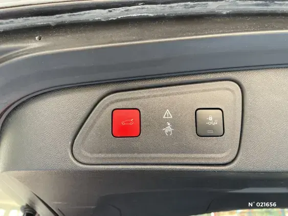 PEUGEOT 3008 II - voiture d'occasion - Photo 32