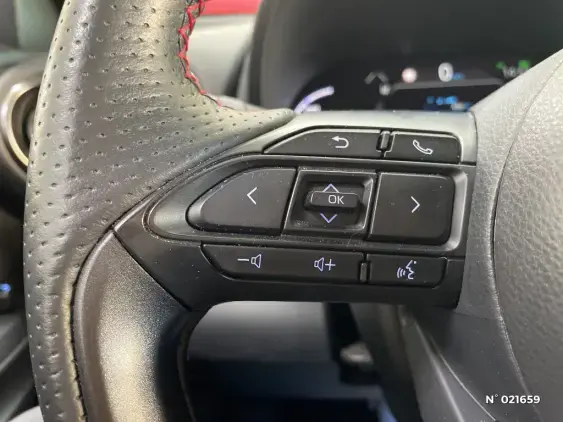 TOYOTA YARIS CROSS I - voiture d'occasion - Photo 24