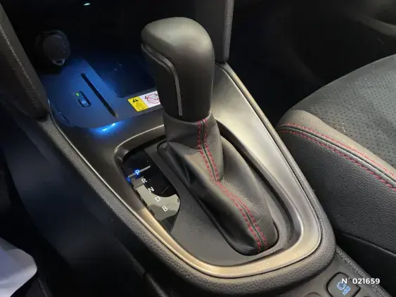 TOYOTA YARIS CROSS I - voiture d'occasion - Photo 32