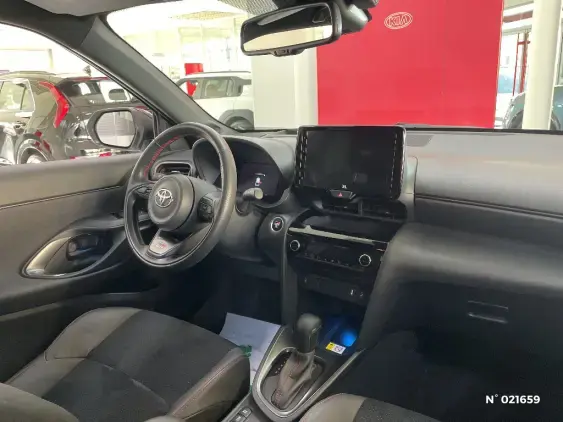 TOYOTA YARIS CROSS I - voiture d'occasion - Photo 10