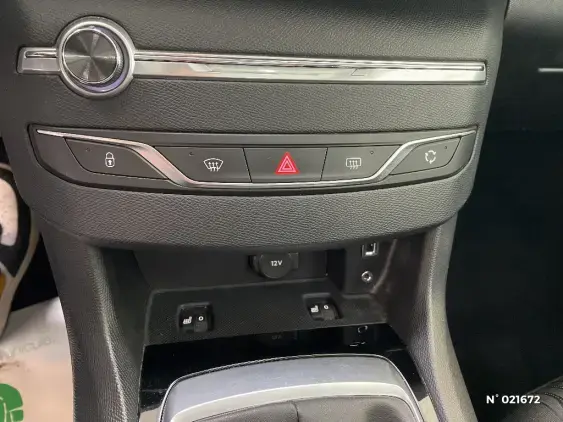 PEUGEOT 308 II - voiture d'occasion - Photo 30