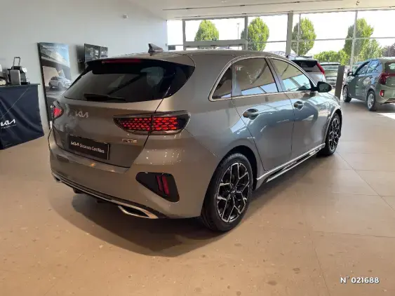 KIA CEED III - voiture d'occasion - Photo 4