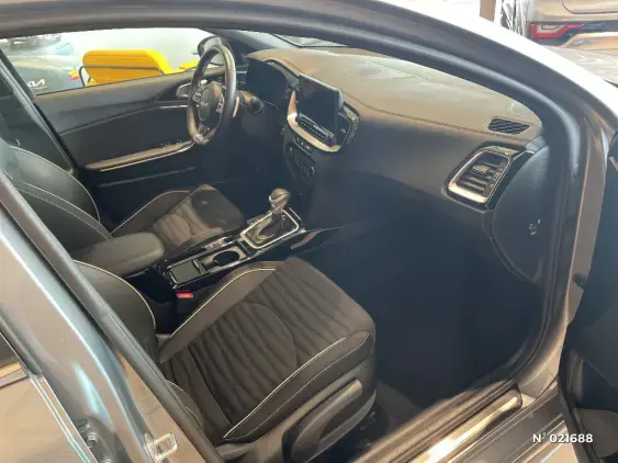 KIA CEED III - voiture d'occasion - Photo 10