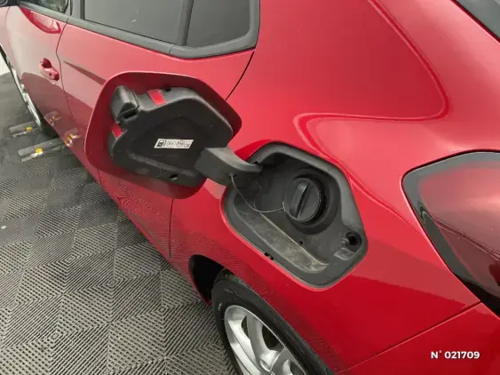 OPEL CORSA F - voiture d'occasion - Photo 27