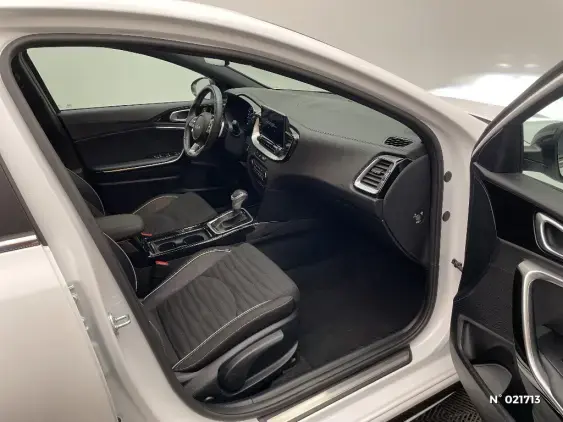 KIA CEED III - voiture d'occasion - Photo 10