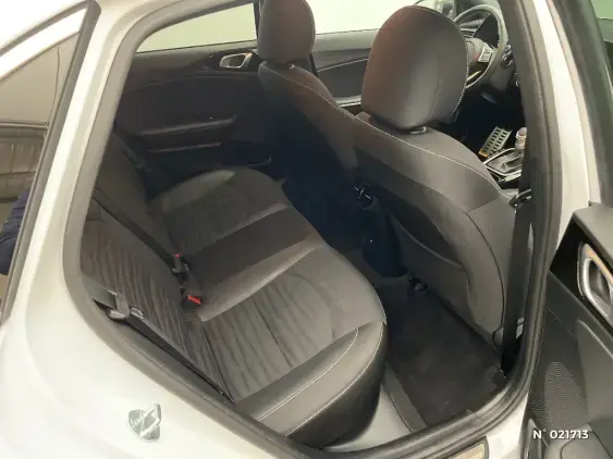 KIA CEED III - voiture d'occasion - Photo 11